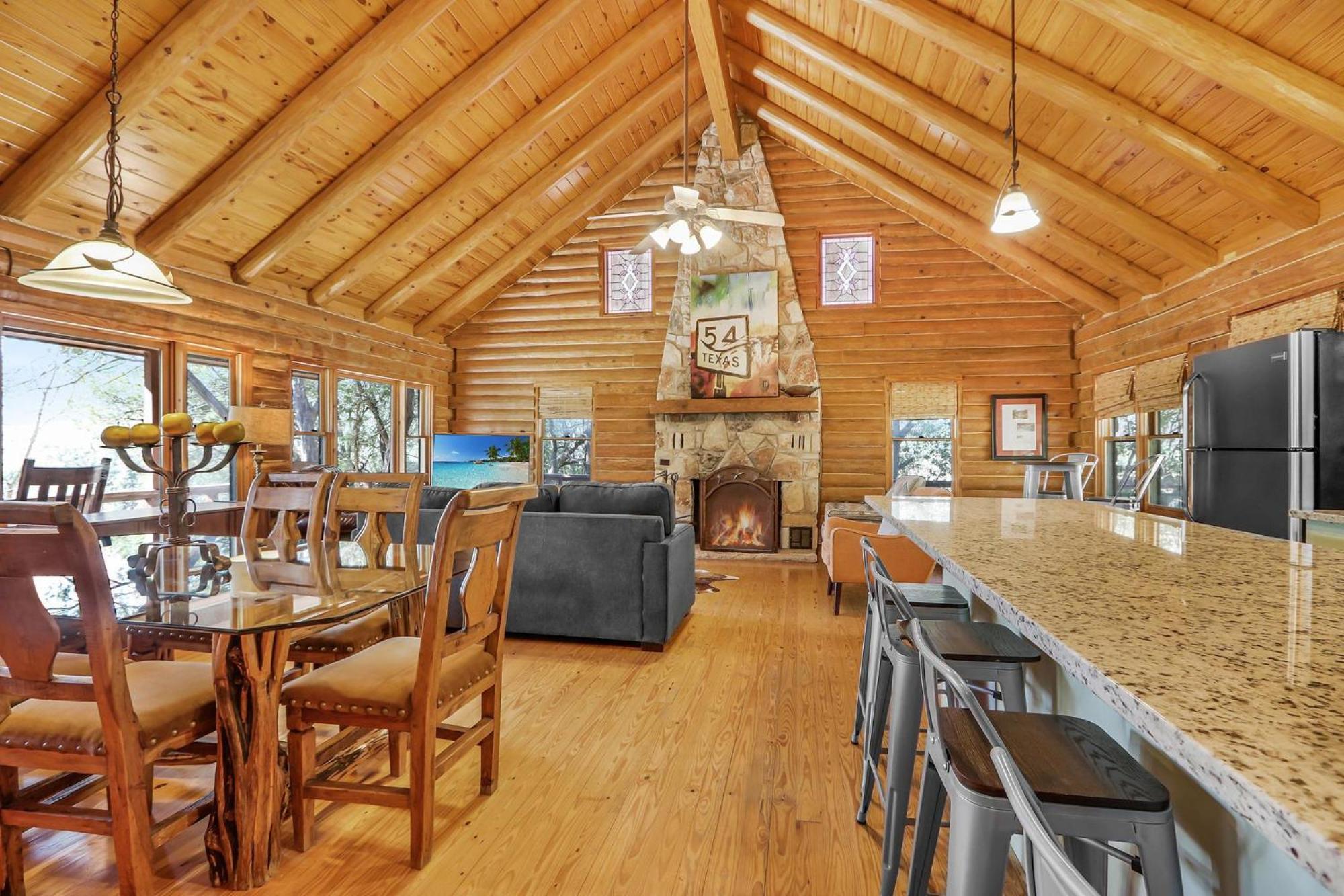 Falls Log Home Wimberley Bagian luar foto