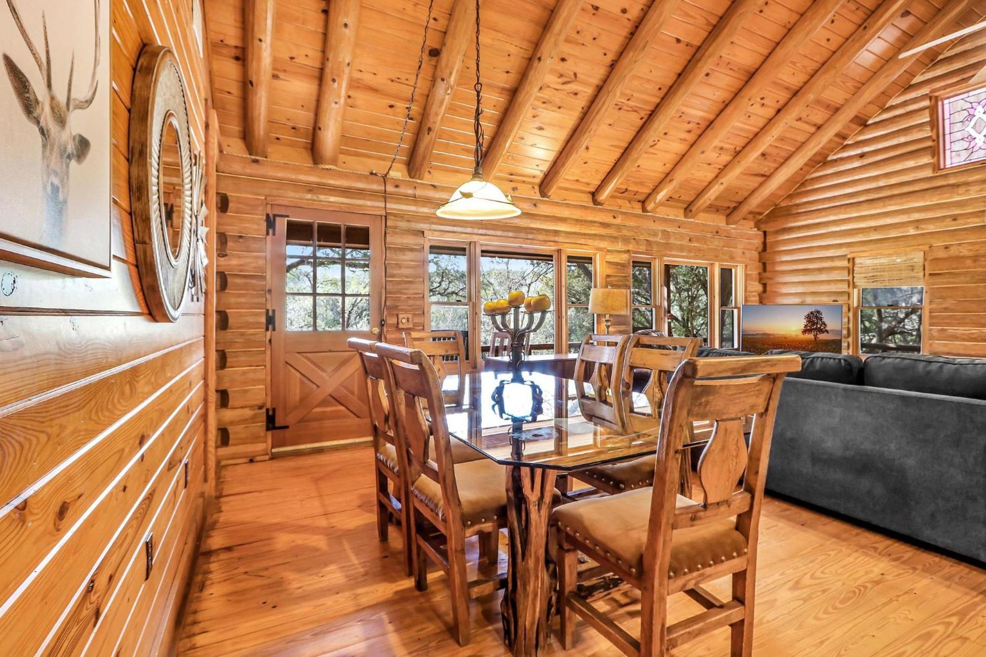 Falls Log Home Wimberley Bagian luar foto